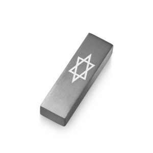 מזוזה לאוטו מגן דוד אלומיניום אפור {78)