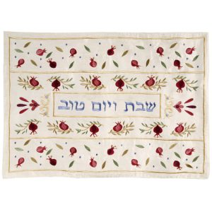 כיסוי חלה ריקמה רימונים בהיר