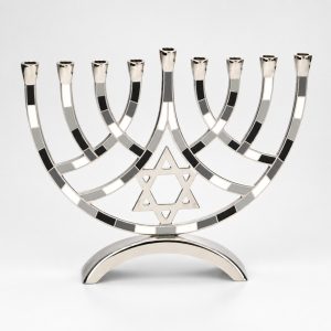 חנוכייה מתכת שחור/אפור מ"ד 18 ס"מ