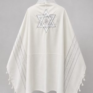 טלית צמר א.א. רקמה מ"ד/שמע ישראל לבן כסף מס' 60