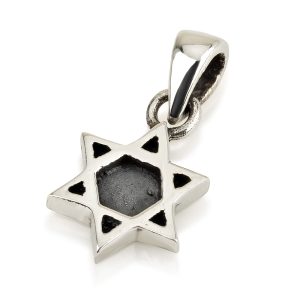 תליון שני צדדים,ח"י בתוך מגן דוד קטן כסף