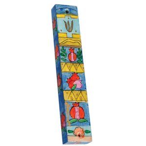 מזוזה עץ מצוירת רימונים/משבצות קטנה 10 ס"מ