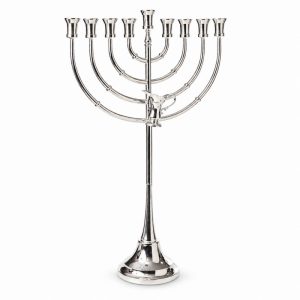 חנוכיה דגם כד השמן ציפוי כסף 68 ס"מ