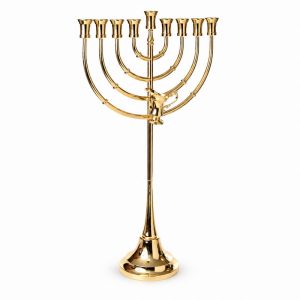 חנוכיה דגם כד השמן ציפוי כסף 68 ס"מ