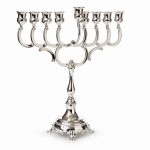 חנוכיה דגם שושנים ציפוי כסף 52 ס"מ