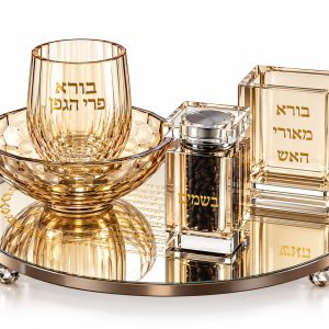 סט הבדלה קריסטל ענבר על מגש עגול