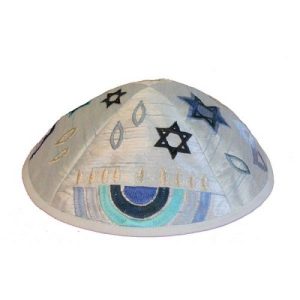 כיפה רקמה מנורה